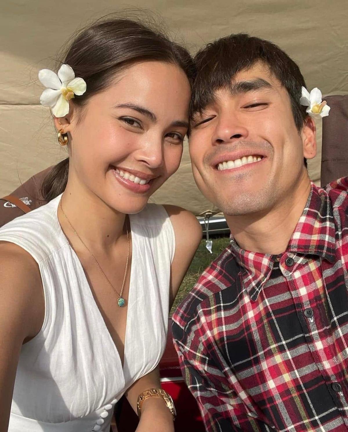 Cặp đôi Nadech Kugimiya - Yaya Urassaya nói gì về tin đồn bí mật đính hôn? Ảnh 7