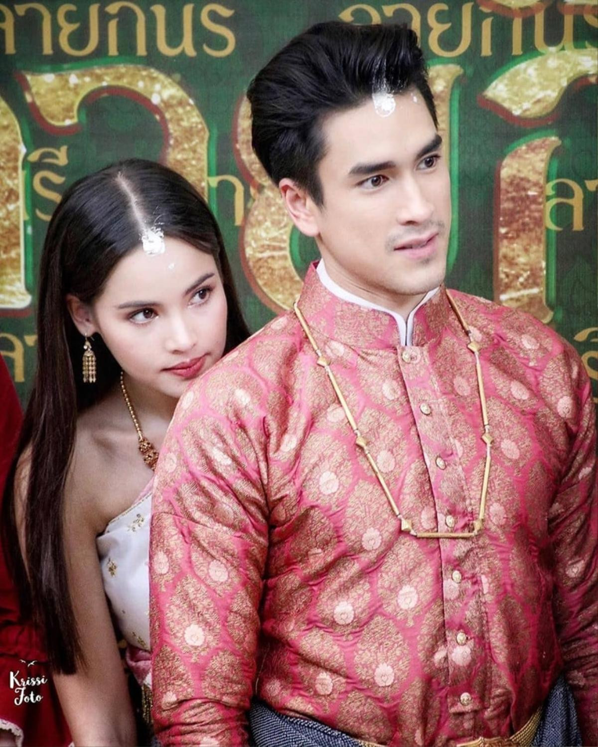 Cặp đôi Nadech Kugimiya - Yaya Urassaya nói gì về tin đồn bí mật đính hôn? Ảnh 4