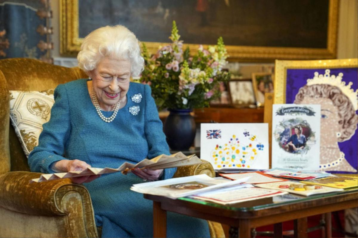 Vua chúa Anh 1.000 năm trước Nữ hoàng Elizabeth II không làm được điều này Ảnh 1