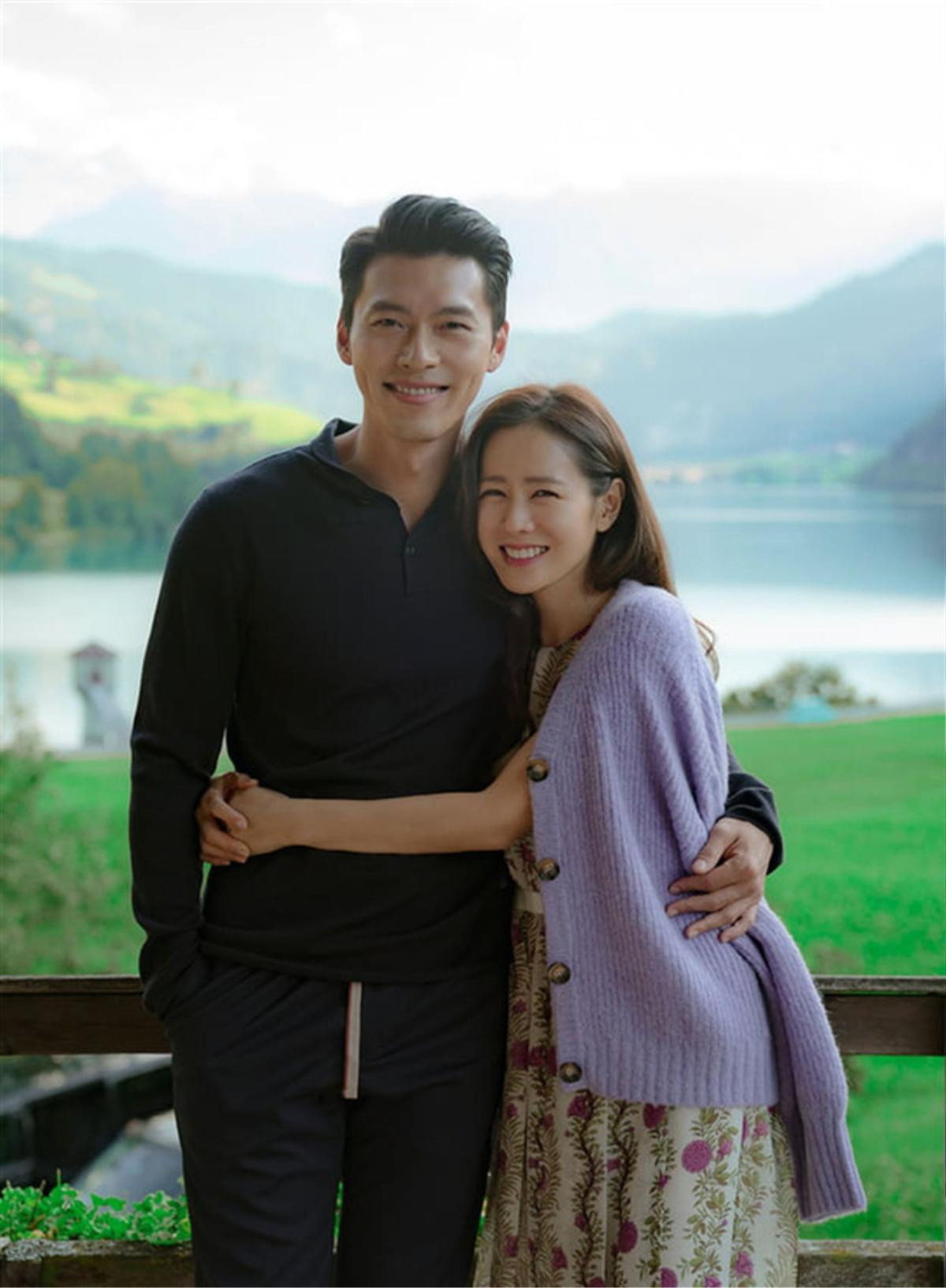 Trước khi kết hôn với Hyun Bin, Son Ye Jin từng nhiều lần diện váy cưới đẹp xuất sắc thế này đây Ảnh 8