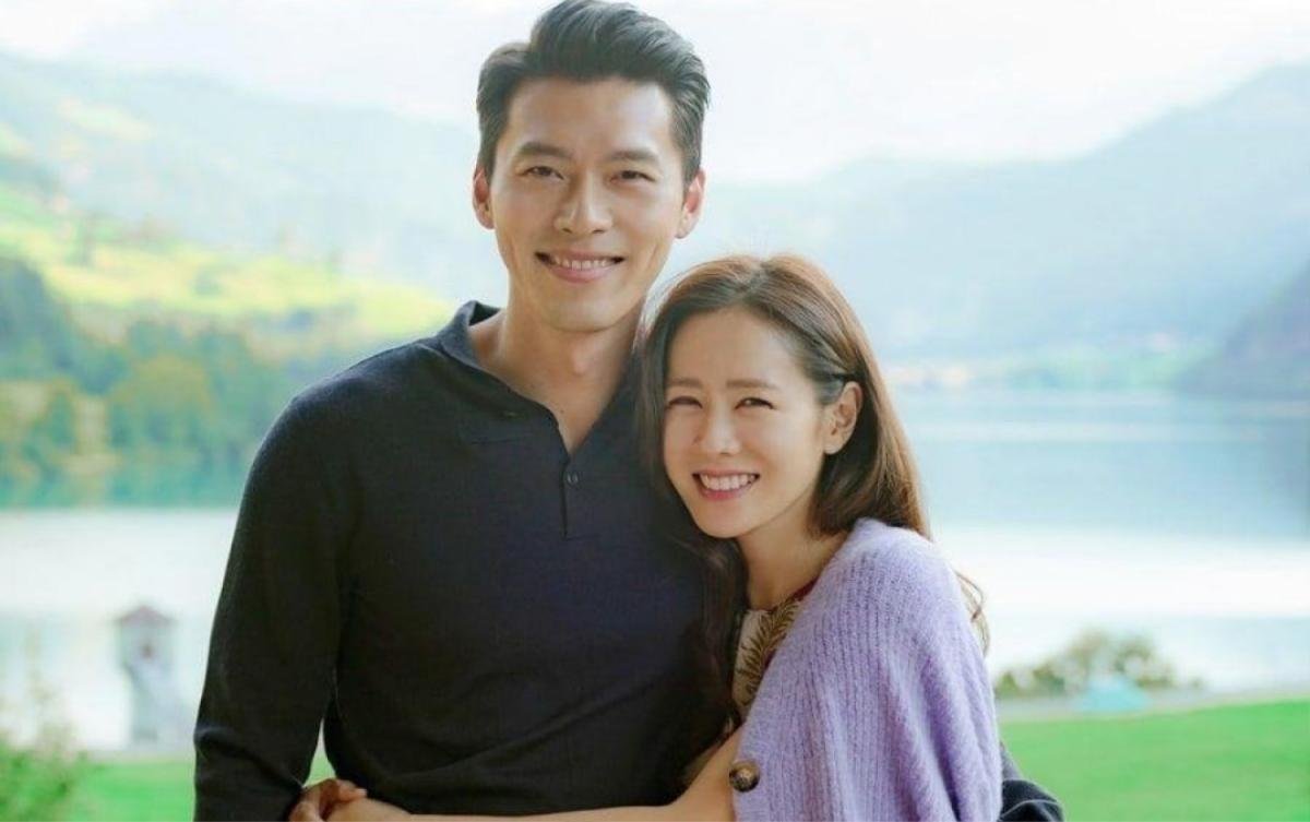 Son Ye Jin và Huyn Bin được dân tình ưu ái 'đẩy thuyền' từ lúc tình yêu 'chớm nở' đến cái kết viên mãn Ảnh 2