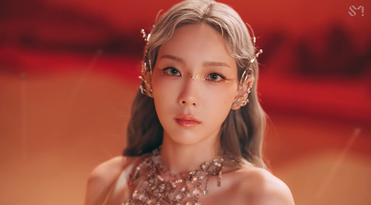 'Bà hoàng nhạc số' TAEYEON tái xuất ngay Valentine: Slay với nốt cao đã tai, bùng nổ visual huyền ảo Ảnh 9