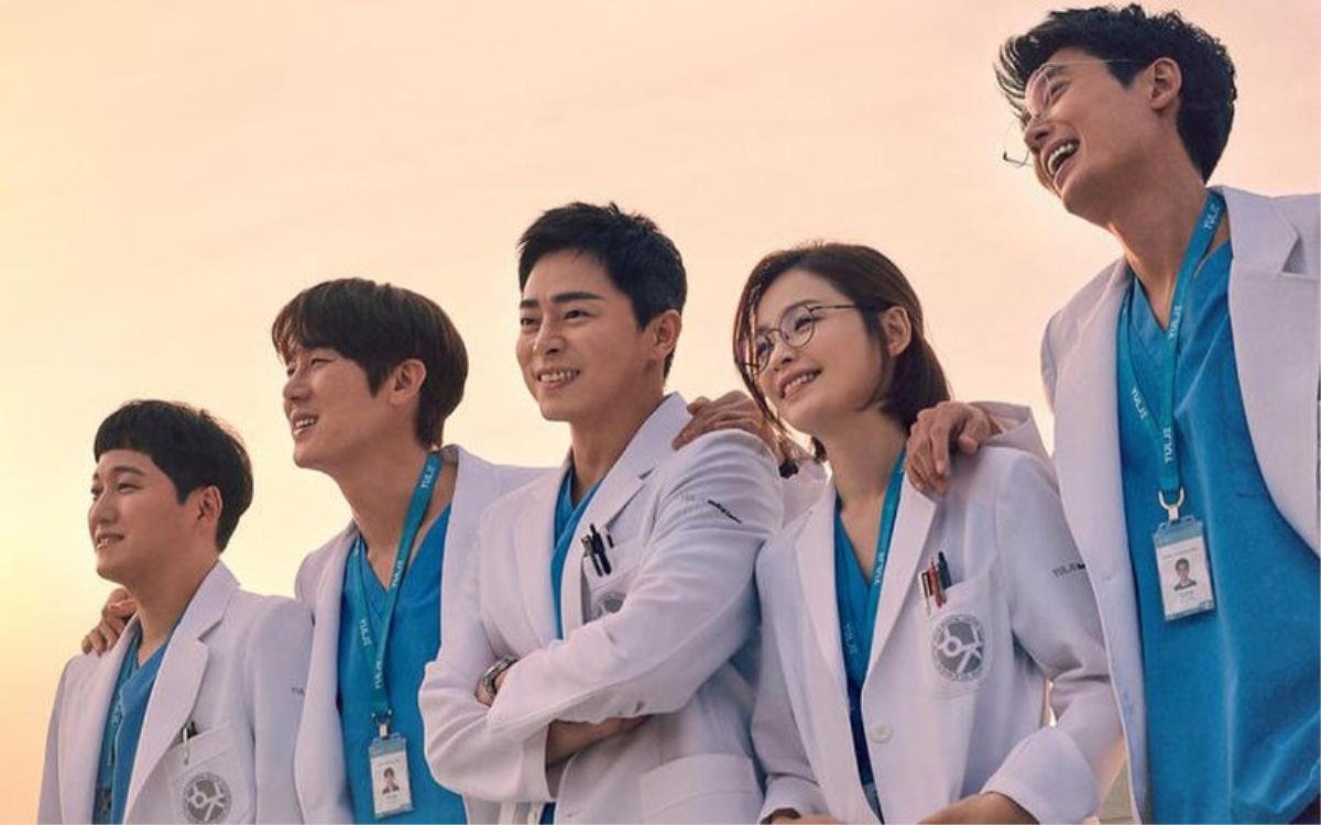 Dàn cast 'Hospital Playlist' hội ngộ với ngoại hình khác lạ, dân tình hóng phần 3? Ảnh 5