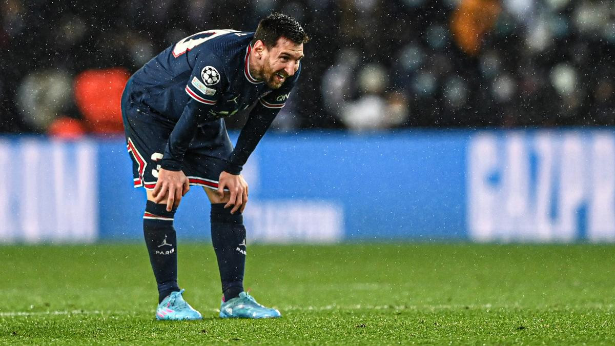 Messi đá hỏng penalty, chạm kỷ lục buồn ở Champions League Ảnh 1