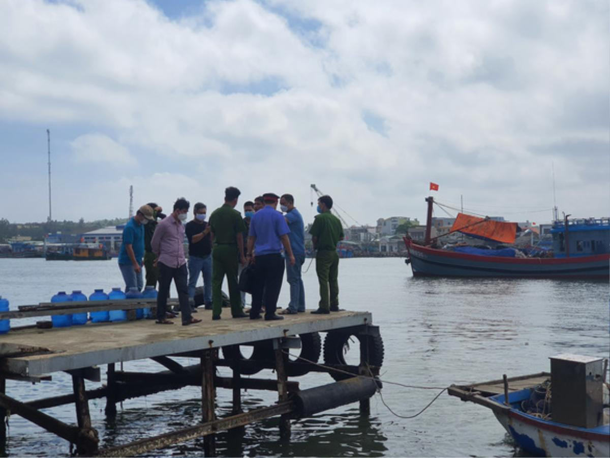 Vụ cha ném con xuống sông: Nghi phạm không dùng chất kích thích, không có tiền sử bị tâm thần Ảnh 2