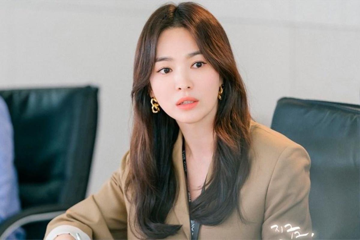 Fan Song Hye Kyo từng cá cược sẵn sàng mất 10 nghìn đô nếu Hyun Bin và Son Ye Jin kết hôn? Ảnh 2