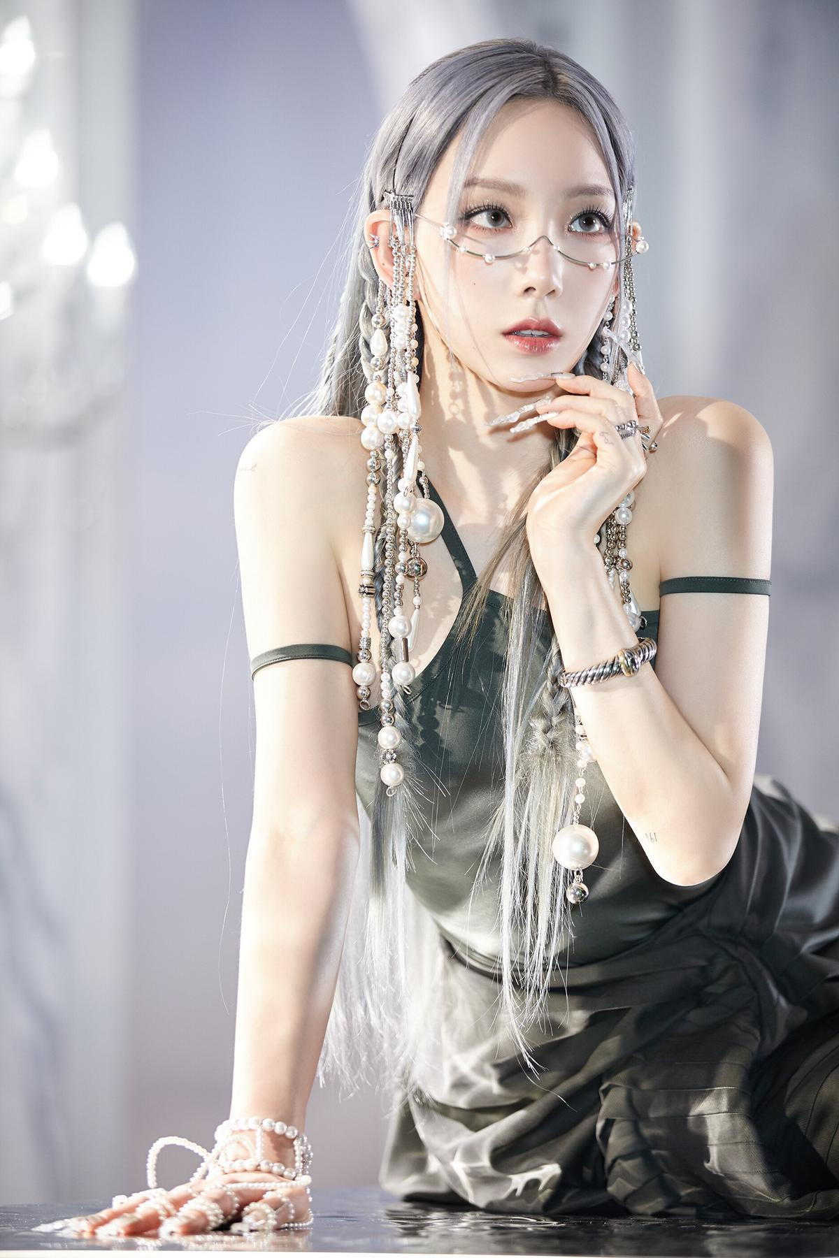 TAEYEON khẳng định danh hiệu 'bà hoàng nhạc số' khi mở bát Perfect All-Kill đầu tiên của Kpop năm 2022 Ảnh 4