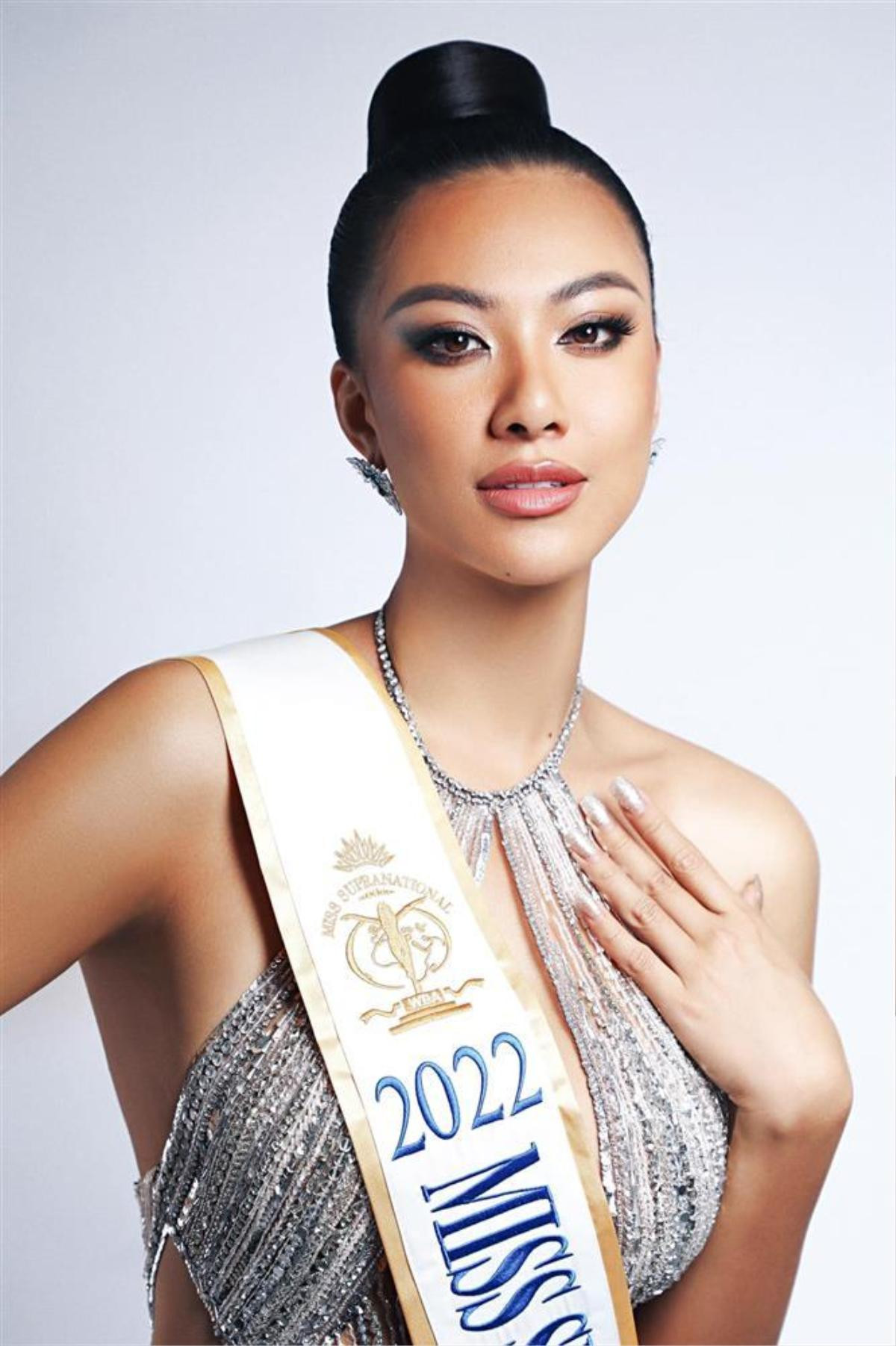 Miss Universe 2021 'thả tim' khi Kim Duyên thi Miss Supranational 2022 Ảnh 2