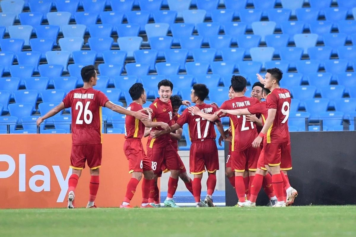 U23 Việt Nam đánh bại Thái vô địch Đông Nam Á: Tuyệt vời, các chàng trai quả cảm! Ảnh 1