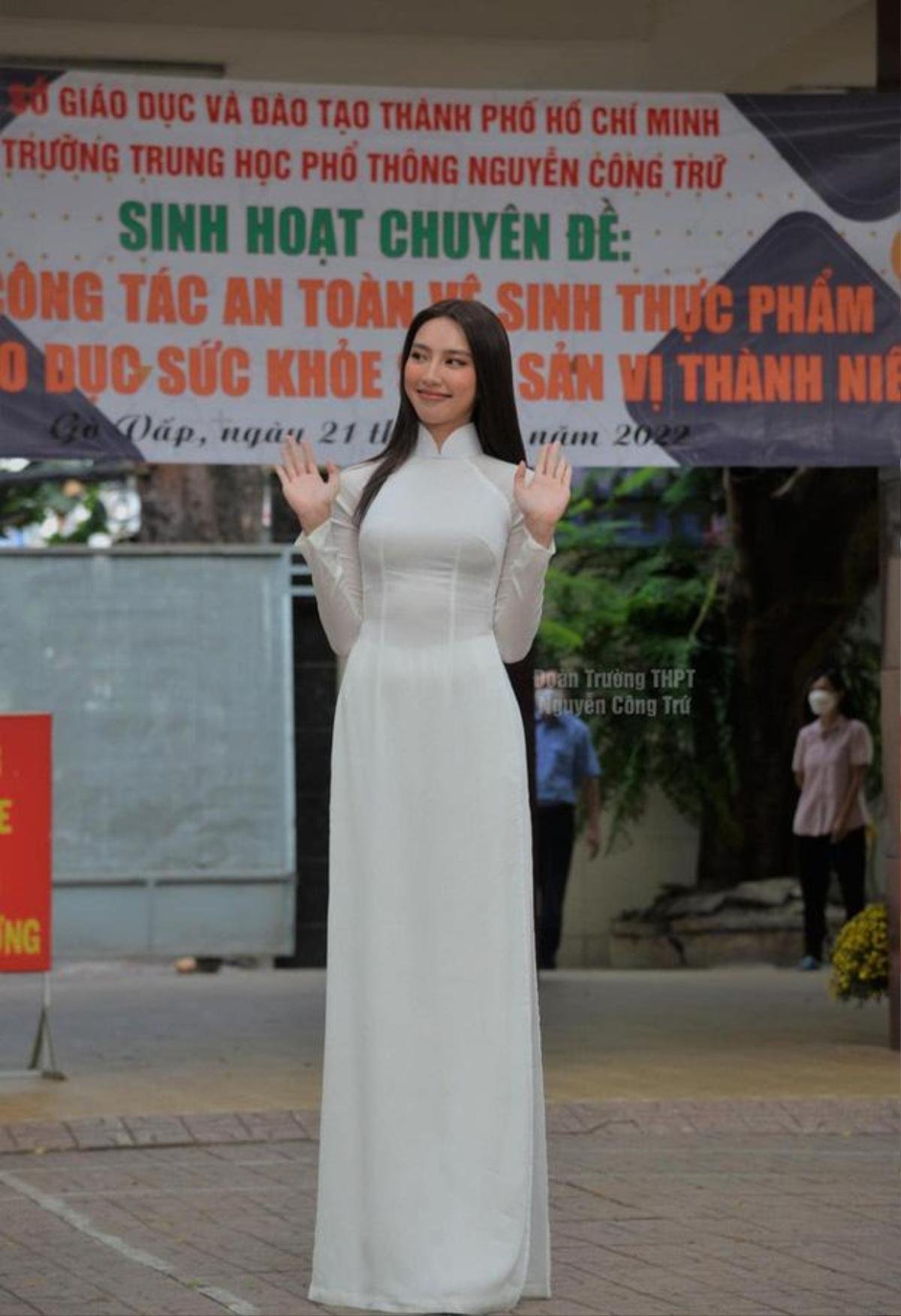 Diện cùng outfit trước và sau đăng quang Miss Grand, Thùy Tiên trông khác biệt quá nhiều Ảnh 6