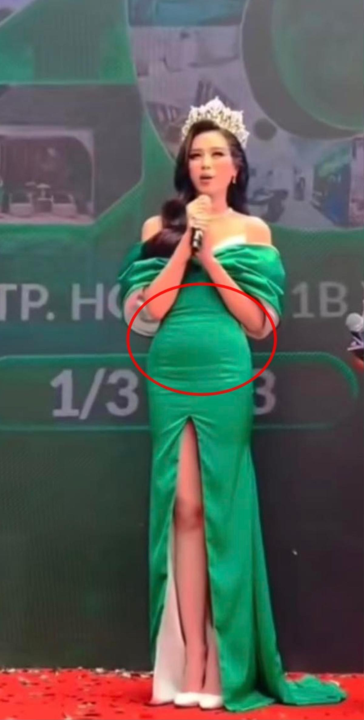 Đỗ Thị Hà khiến dân tình tranh cãi khi lộ vòng 2 to kém thon gọn trước thềm Chung kết Miss World Ảnh 3