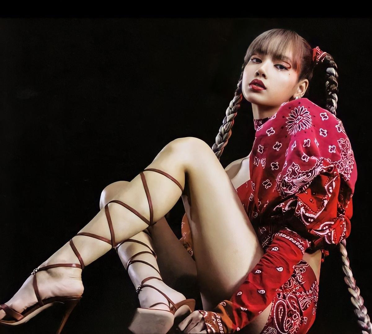 Lisa lại làm nên chuyện với album LALISA: 'Tiễn' bay màu kỉ lục của chính BlackPink trên Spotify Ảnh 1