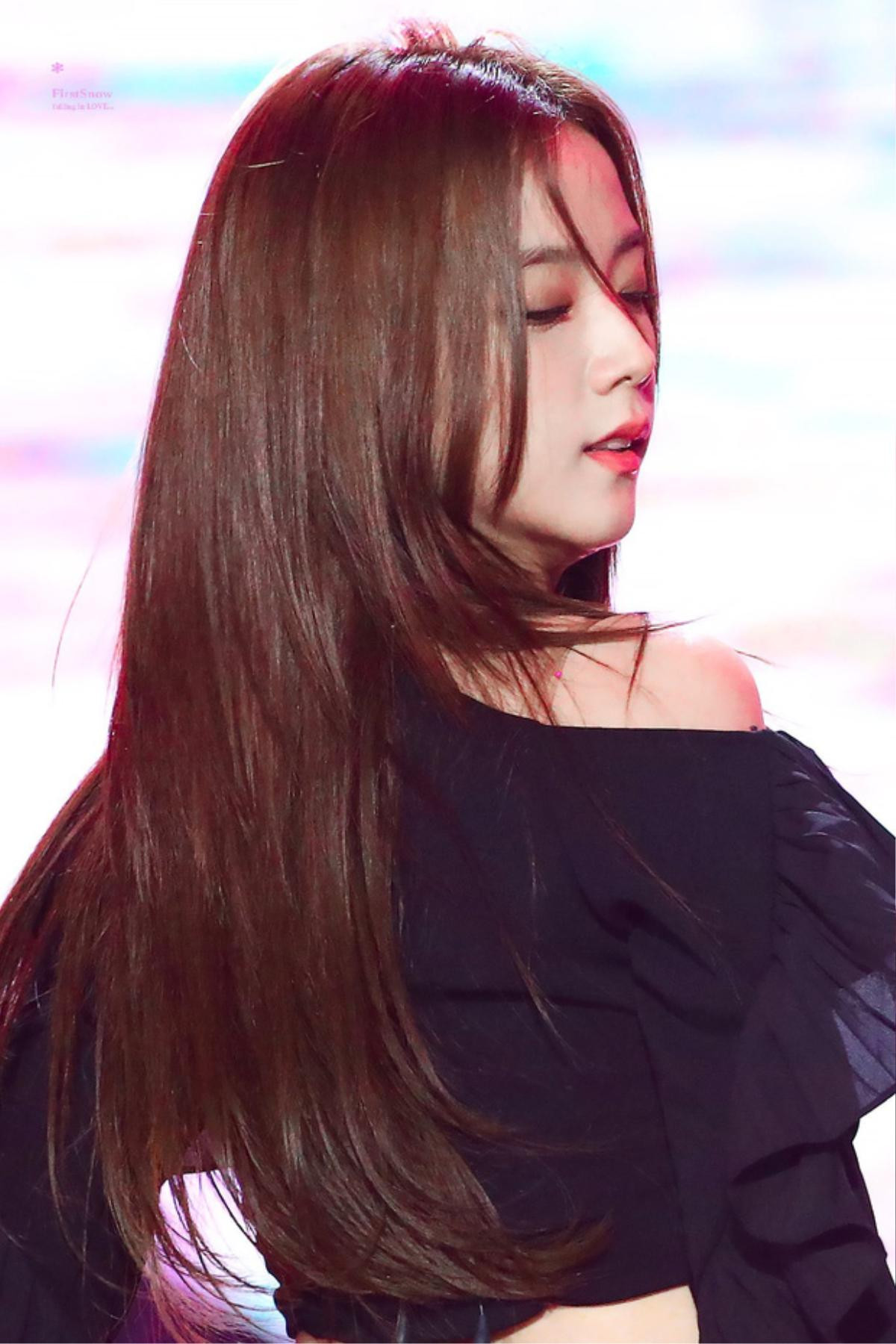 Bộ đôi Jennie và Jisoo (Blackpink): 'Đánh đâu thắng đấy' Ảnh 4