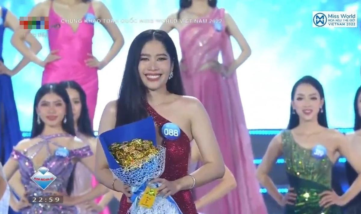 Fan ráo riết cày vote, Nam Em đại thắng Người đẹp Truyền Thông: Chắc suất Top 20 Miss World Vietnam Ảnh 1