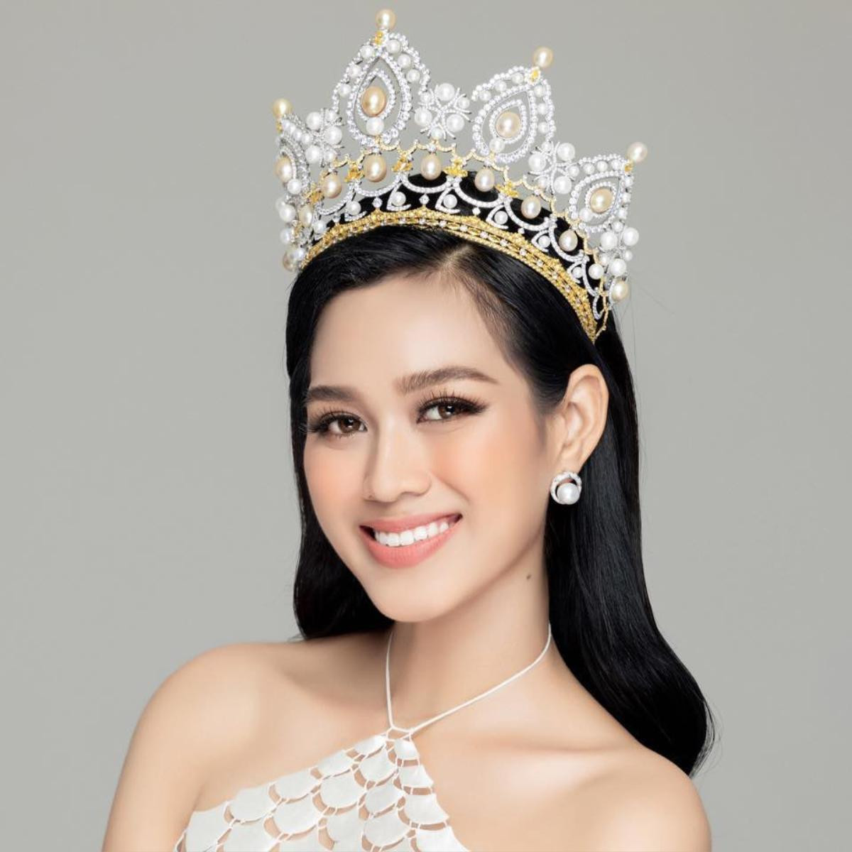 Đỗ Thị Hà lọt Top 13 Miss World, fan soi ra 'công thức in top' thú vị của dàn hậu Việt khi thi quốc tế Ảnh 4