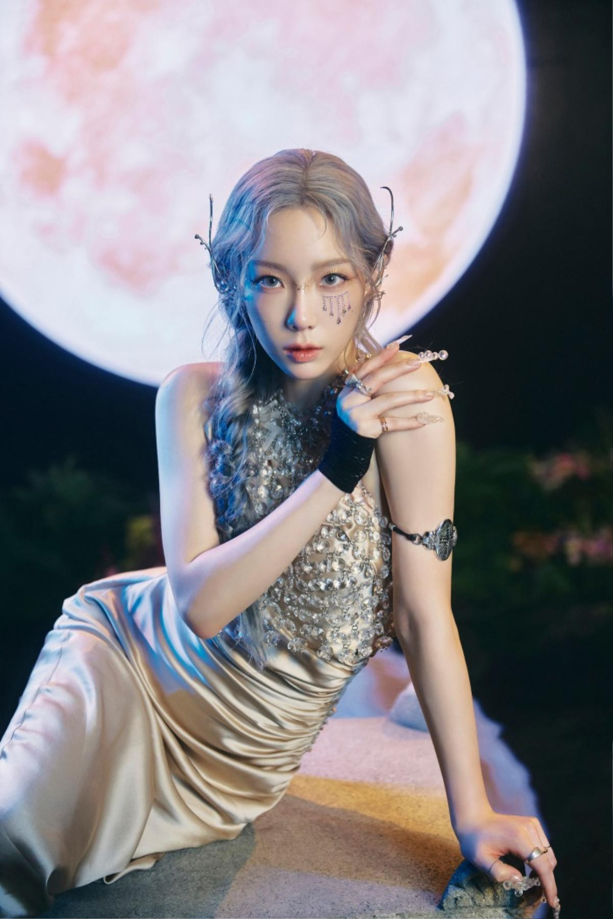 Fan bức xúc Music Bank cố tình ngán đường Taeyeon nhận cúp với cách tính điểm 'trời ơi đất hỡi' Ảnh 1