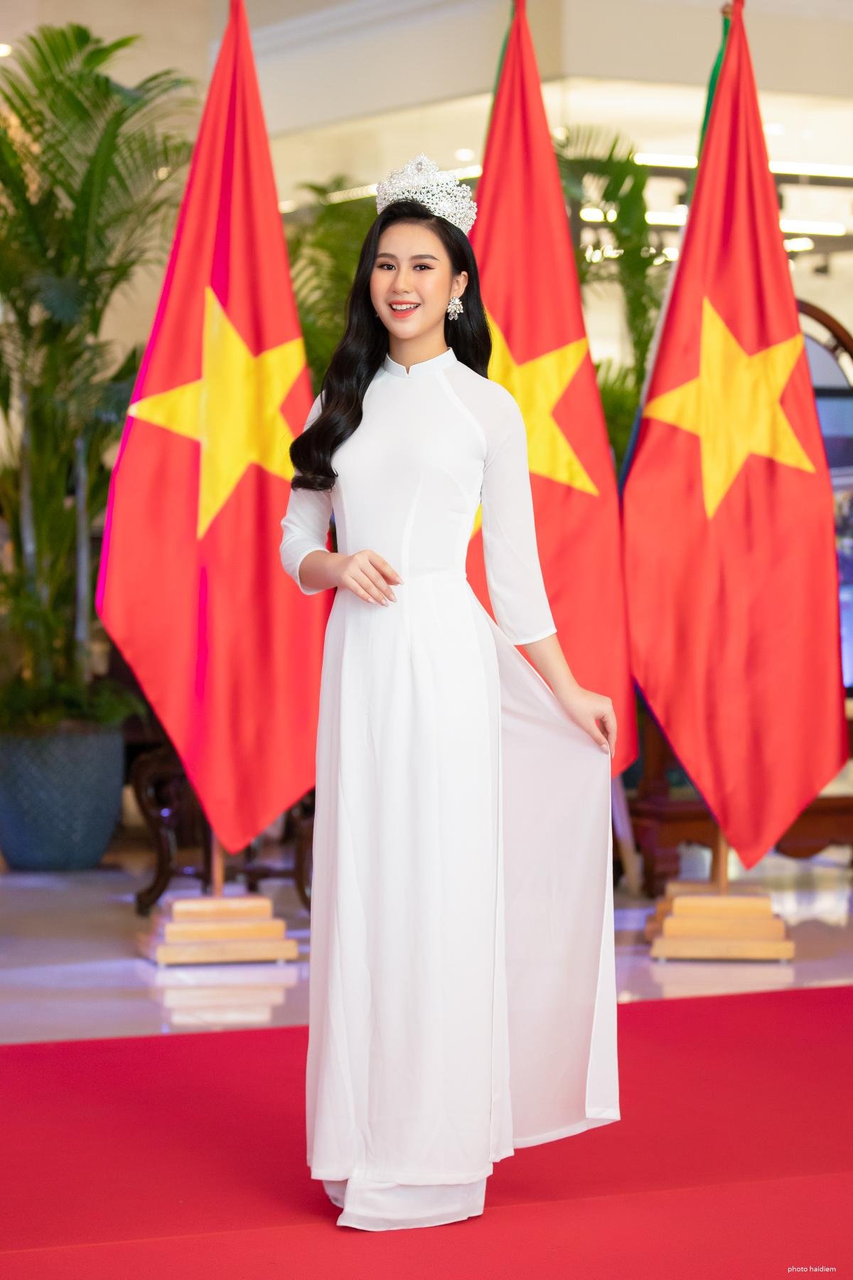 Nữ sinh 14 tuổi đại diện Việt Nam tham dự Miss Teen Grand International 2022 Ảnh 5