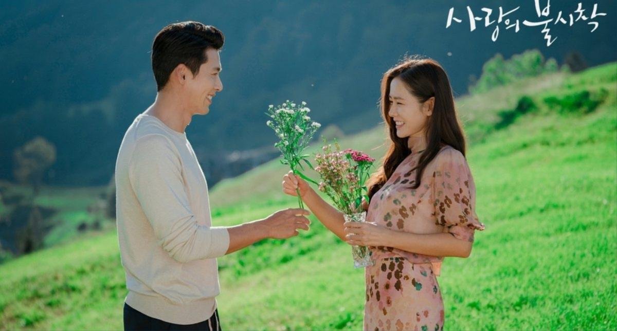 Lộ clip Son Ye Jin liên tục xoa bụng ngay trước đám cưới với Hyun Bin, vòng 2 to bất thường! Ảnh 3