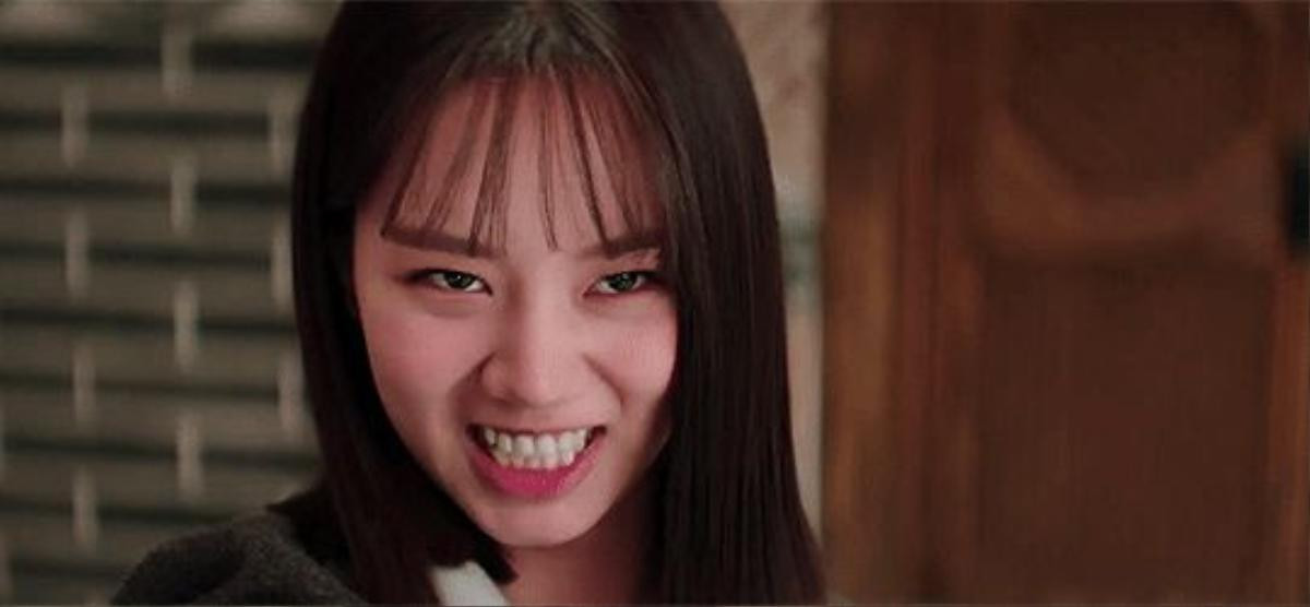 Cùng diễn lố, Kim Se Jeong của Hẹn Hò Chốn Công Sở 'lên như diều gặp gió', người lại bị chê tả tơi Ảnh 7