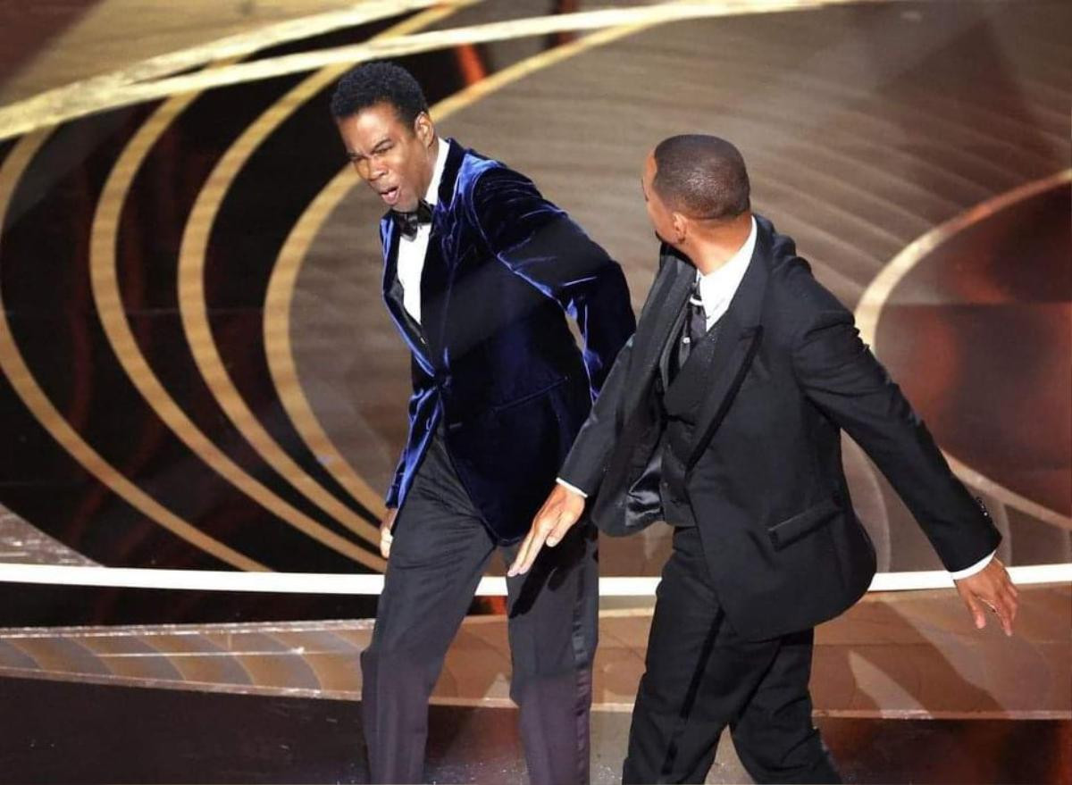 Sau khi tát Chris Rock, Will Smith giành giải Nam diễn viên chính xuất sắc nhất ở Oscar 2022 Ảnh 1