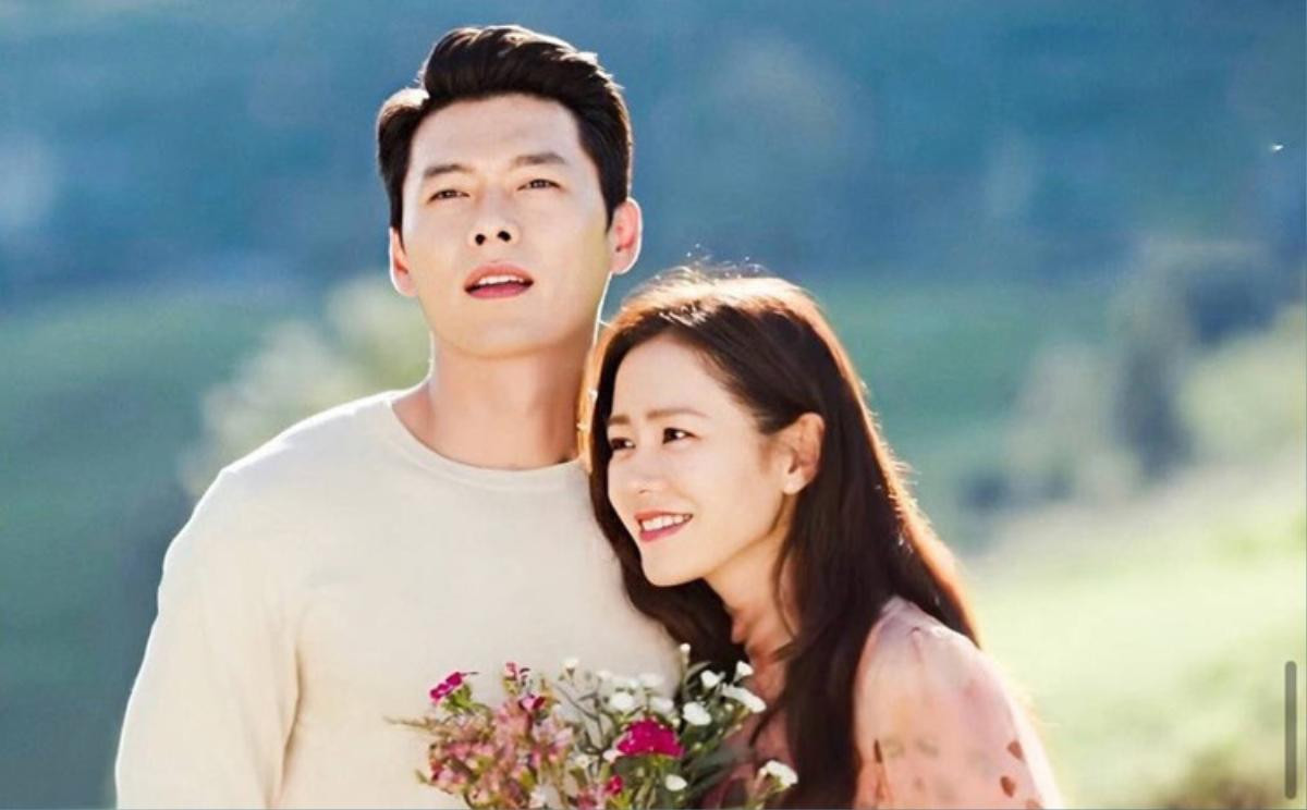 Loạt ảnh đậm chất phu thê của Hyun Bin - Son Ye Jin gây bão: Hóa ra giống hệt nhau từ bé Ảnh 1