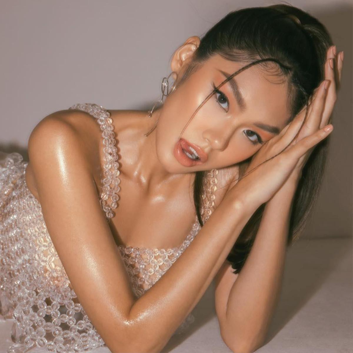 Thí sinh 'hot hòn họt' của Miss Universe Vietnam 2022 từng lọt top 100 gương mặt đẹp nhất thế giới Ảnh 4