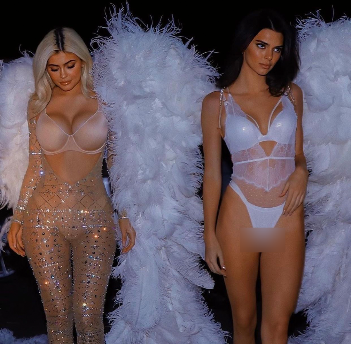 Kendall - Kylie diện đồ rách bươm sexy 'hết nước chấm' khoe body đỉnh hết phần thiên hạ Ảnh 8