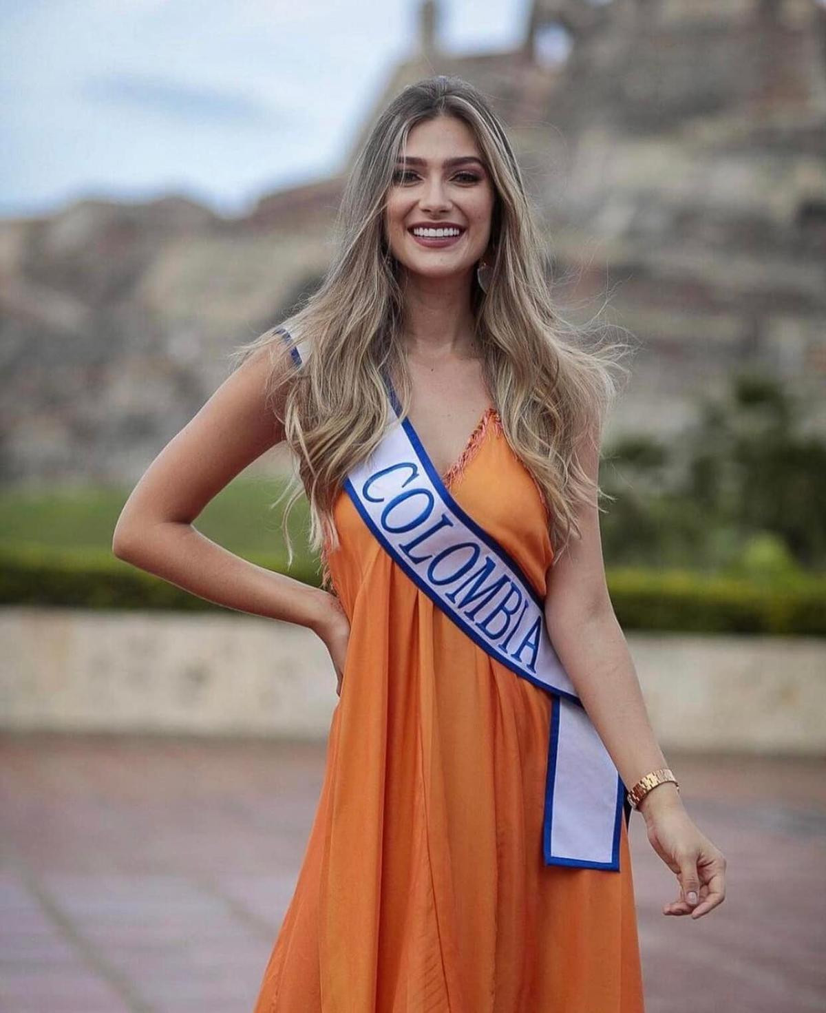 Ơn giời, cuối cùng 'ngựa chiến 5000 máu' María Fernanda đã được thi Miss Universe Ảnh 9