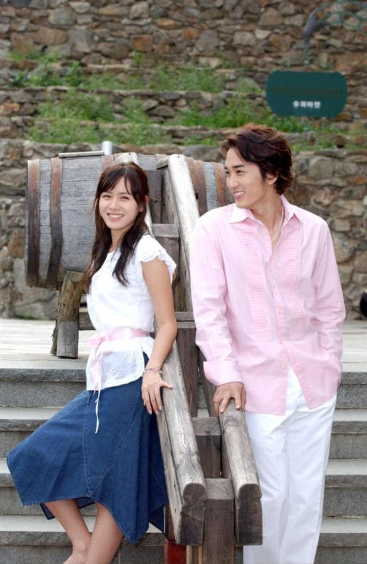 Song Seung Heon - Son Ye Jin: Cặp đôi nhan sắc từng làm náo loạn châu Á với Hương Mùa Hè 2003 Ảnh 7