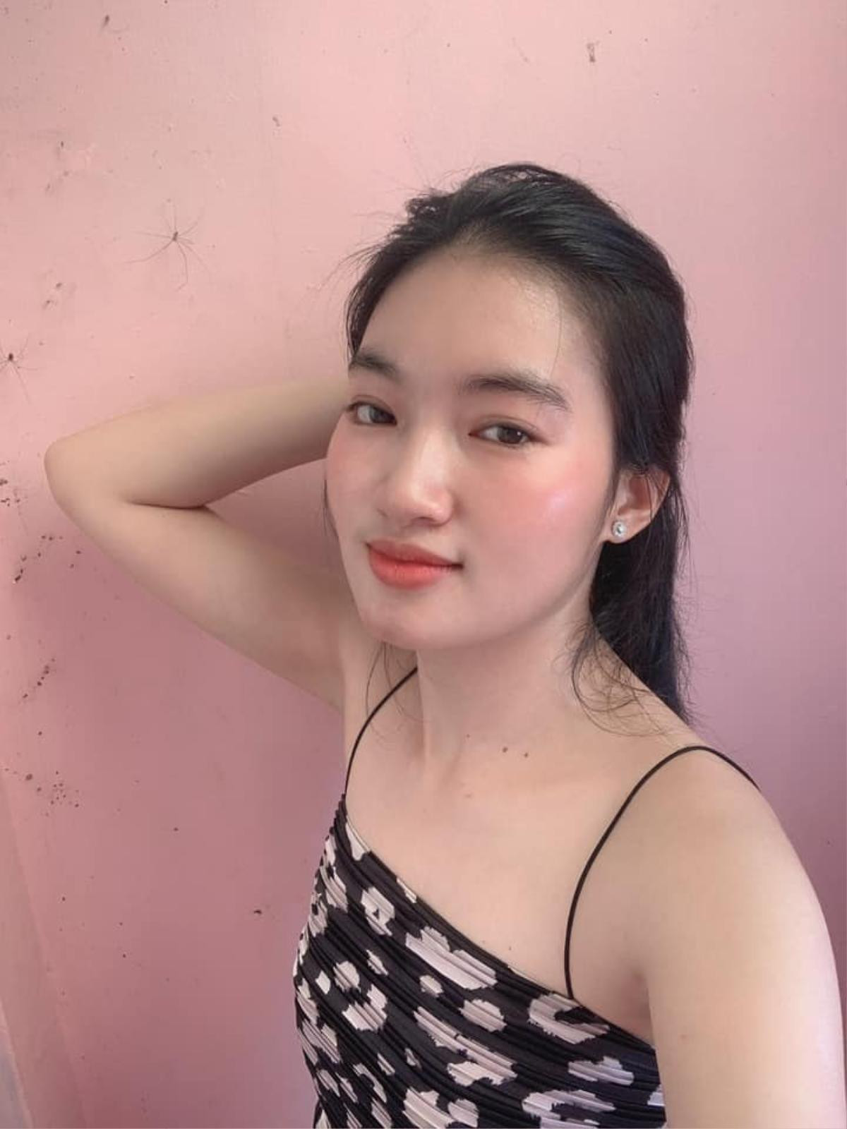 Zoom cận nhan sắc bà xã Tiết Cương: Xinh như hotgirl, lấn át luôn bà xã Lý Hải! Ảnh 6