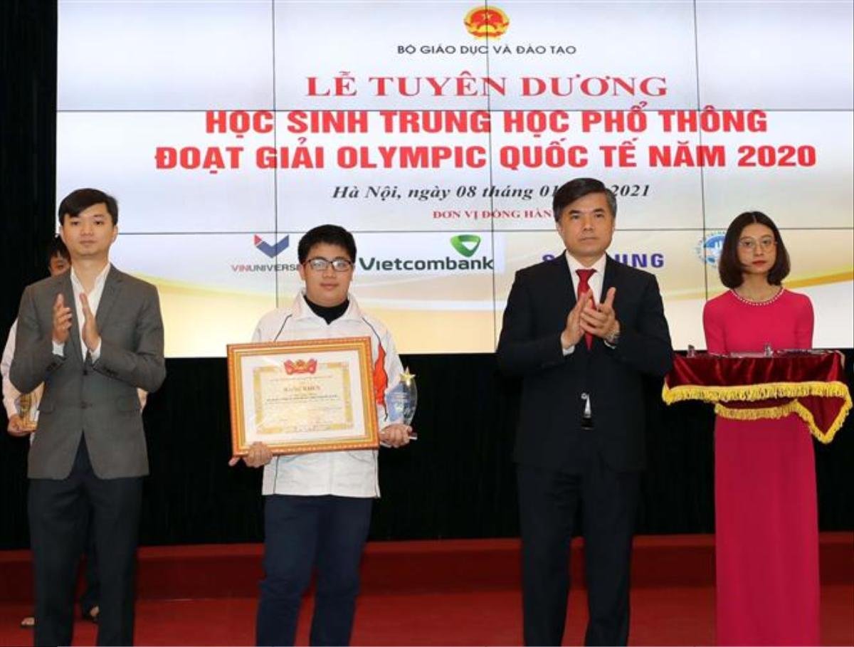 Học sinh trường chuyên có thể học trước đại học Ảnh 1