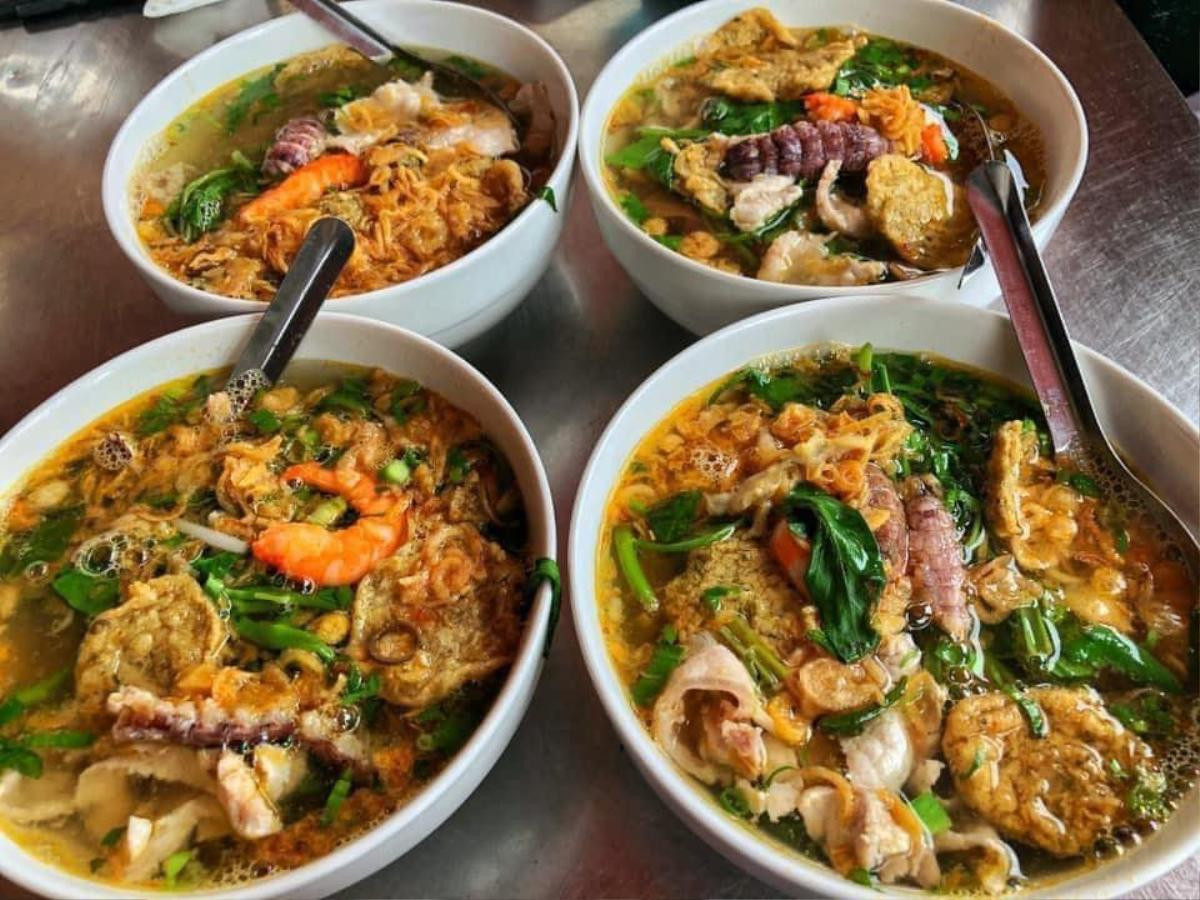 Làm một chuyến foodtour Hải Phòng với giá siêu rẻ Ảnh 3