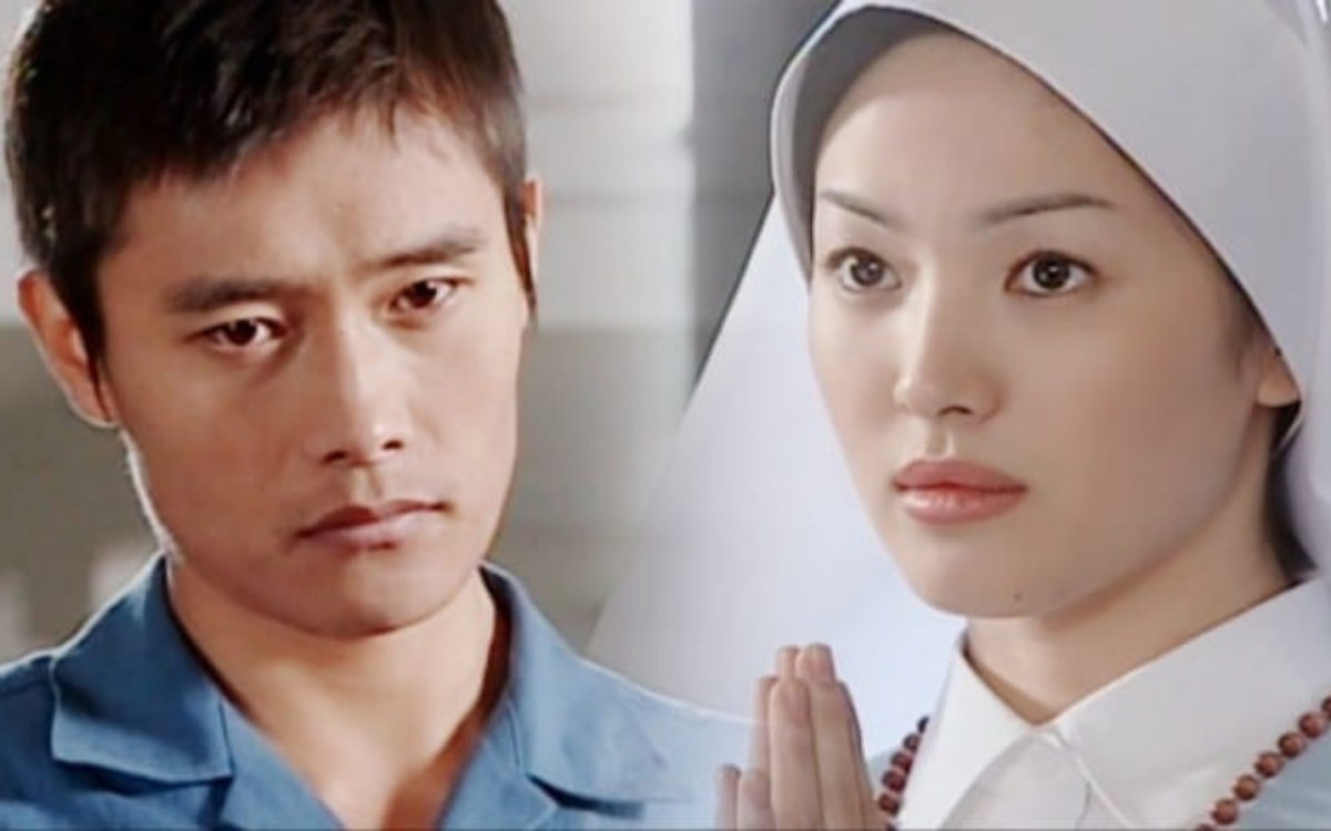 Sự nghiệp của dàn mỹ nhân 'độ' Song Hye Kyo: Kim Hee Sun tụt dốc, Song Yoon Ah chuẩn 'bà hoàng rating' Ảnh 3