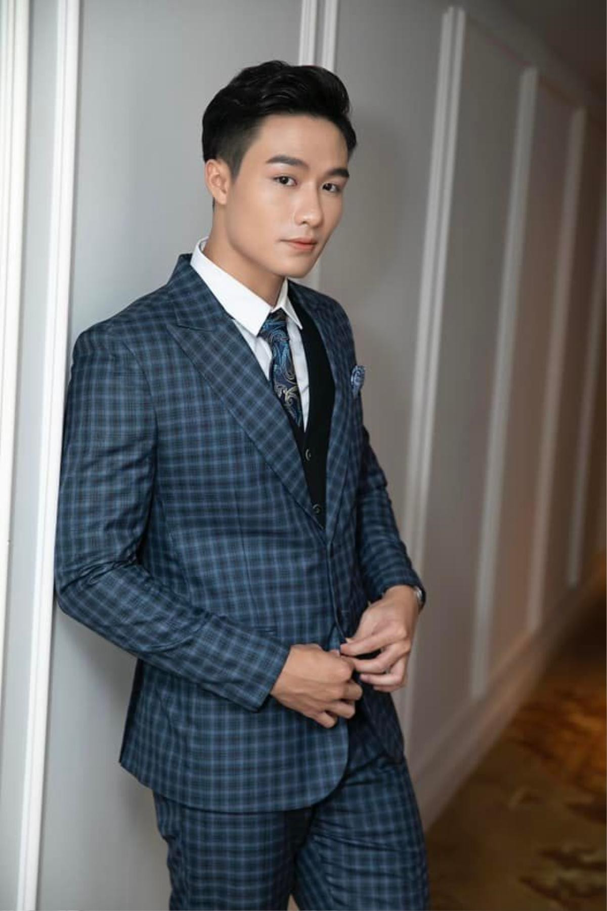 Vẻ đẹp nam thần 'múi nào ra múi đó' của đại diện Việt Nam tại Mister Supranational 2022 Ảnh 3