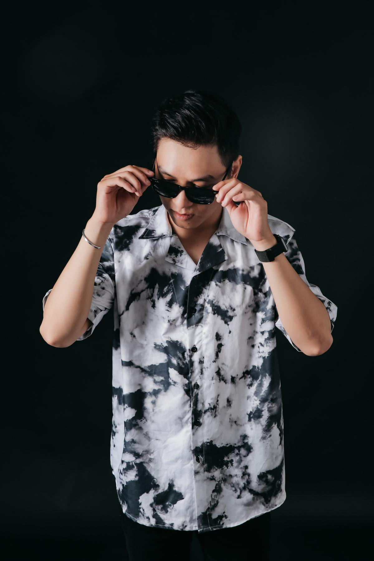 Lucas x Above The World: 'Tôi ấn tượng với phong cách trình diễn và muốn hợp tác cùng Plastik Funk' Ảnh 2