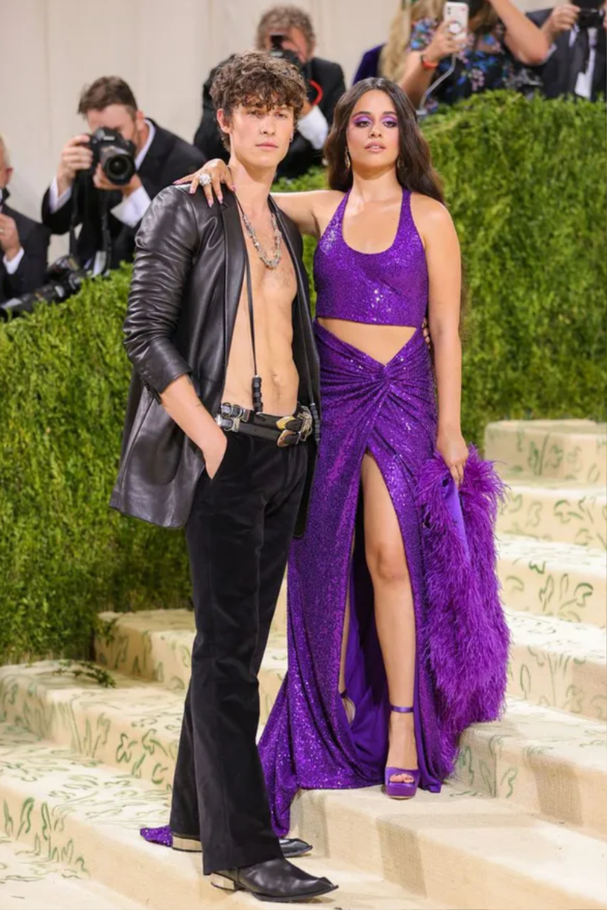 Hậu chia tay, Shawn Mendes xuất hiện như hoàng tử tại Met Gala 2022 còn Camila Cabello thì 'hên xui' Ảnh 1