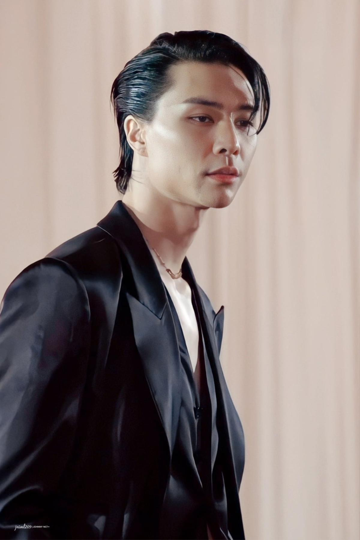 Là nam idol Kpop duy nhất tham dự MET Gala 2022 nhưng Johnny (NCT) lại khiến fan xót xa vì đoạn clip này Ảnh 2