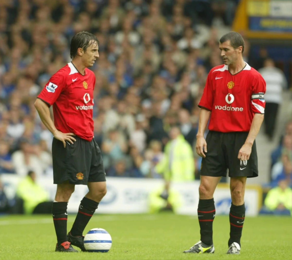 Roy Keane chọn đội hình mọi thời đại của MU: Ronaldo, Rooney góp mặt Ảnh 4