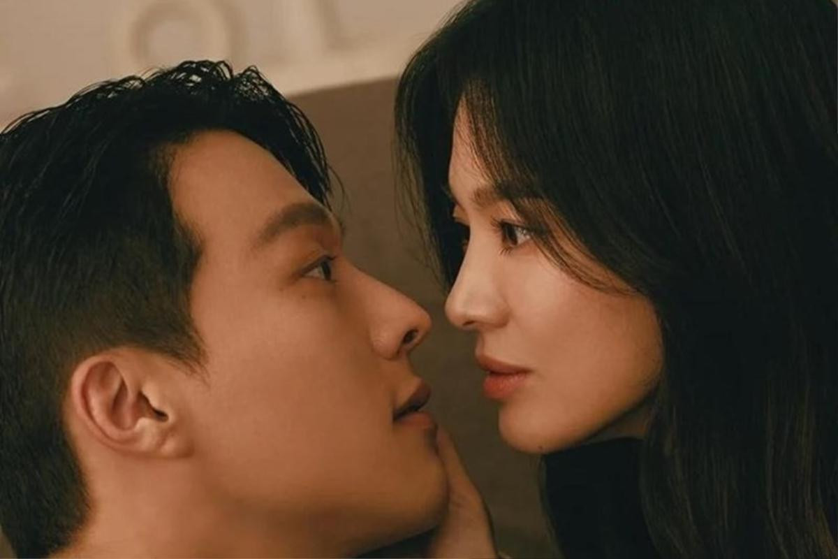 Những vai diễn đáng quên nhất sự nghiệp: Son Ye Jin điêu đứng vì Lee Min Ho, Song Hye Kyo đếm không xuể Ảnh 3