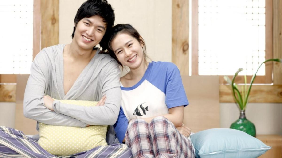 Những vai diễn đáng quên nhất sự nghiệp: Son Ye Jin điêu đứng vì Lee Min Ho, Song Hye Kyo đếm không xuể Ảnh 4