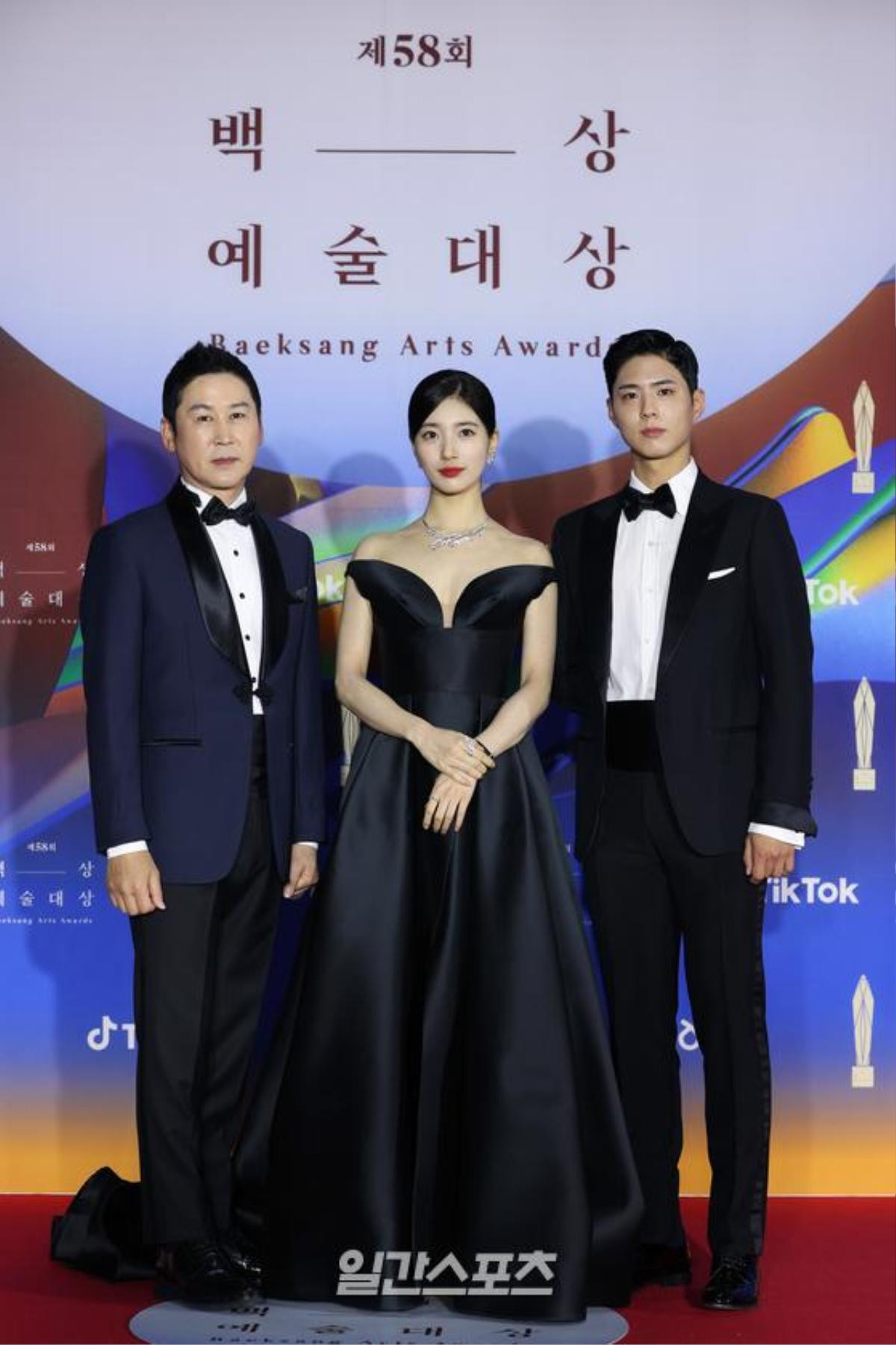 Baeksang 2022: Lee Junho và Kim Tae Ri cùng nhau nhận Daesang, hóa ra BTC đã spoil từ trước? Ảnh 5