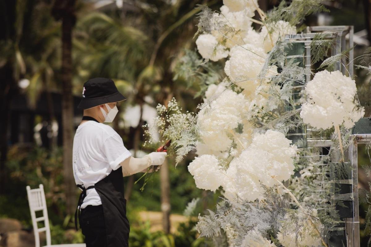 Hé lộ những hình ảnh đầu tiên bên trong 'lễ cưới thế kỷ' của Ngô Thanh Vân - Huy Trần Ảnh 5