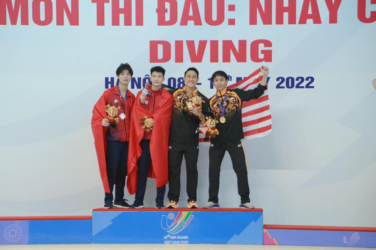 Cặp đôi Tùng Dương - Phương Thế Anh giành HCB SEA Games 31 Ảnh 2