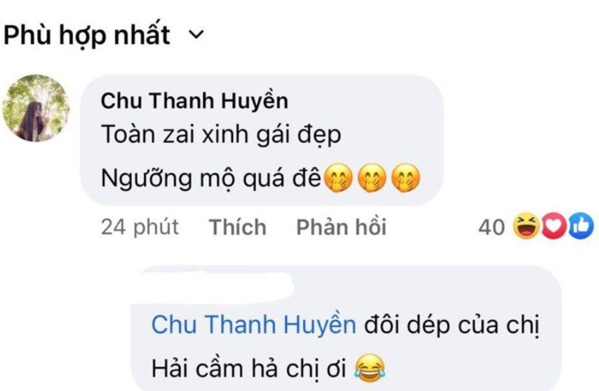 Quang Hải phát 'cẩu lương' khi cầm giày cho bạn gái, lần đầu đứng chung khung hình Ảnh 2