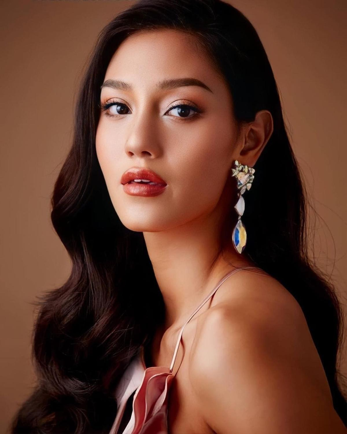 Hé lộ gà chiến tại Miss Universe Thailand 2022: Cựu á hậu Miss World, năng lực không phải dạng vừa Ảnh 7