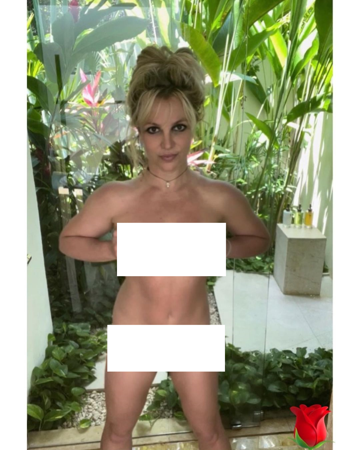 Được tự do hơn nửa năm, Britney Spears liên tục đăng tải ảnh nude khiến khán giả lo lắng Ảnh 3