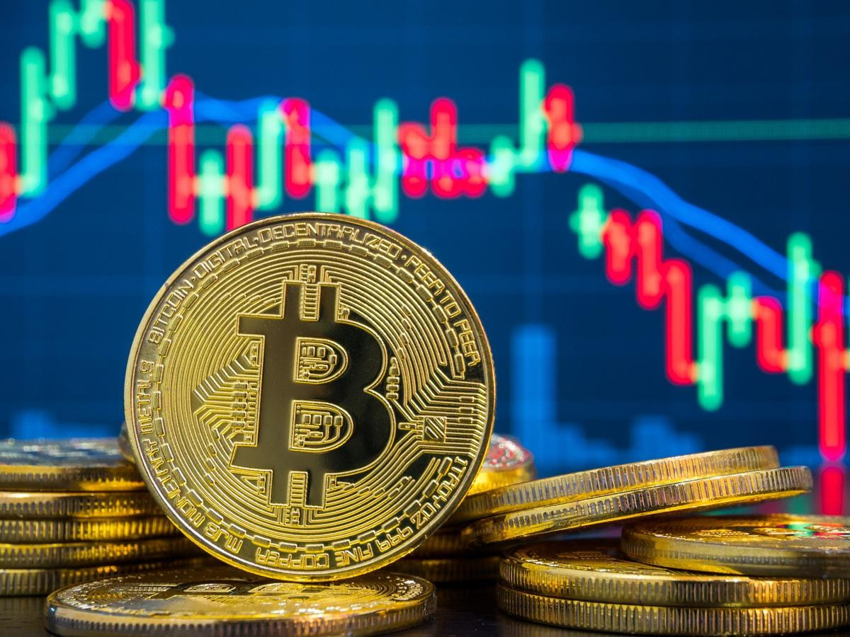 Vì đâu giá đồng Bitcoin liên tục giảm trong nửa đầu năm 2022? Ảnh 1