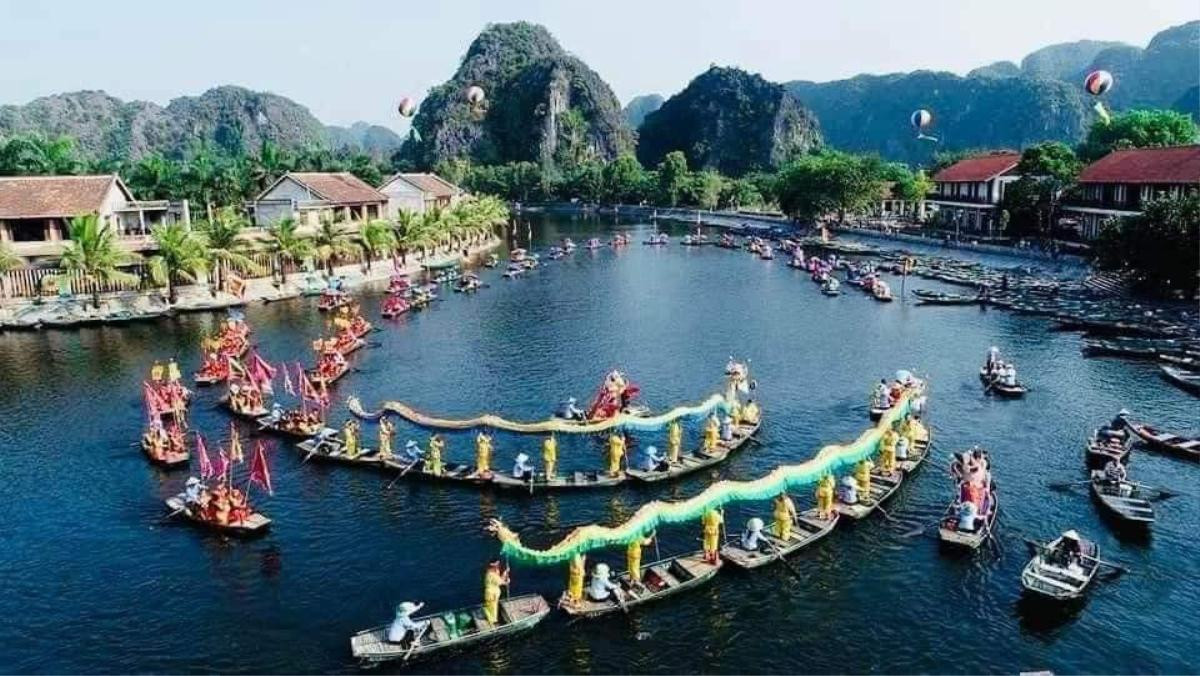 Tuần du lịch Ninh Bình năm 2022: Ấn tượng những 'Sắc vàng Tam Cốc - Tràng An' Ảnh 2