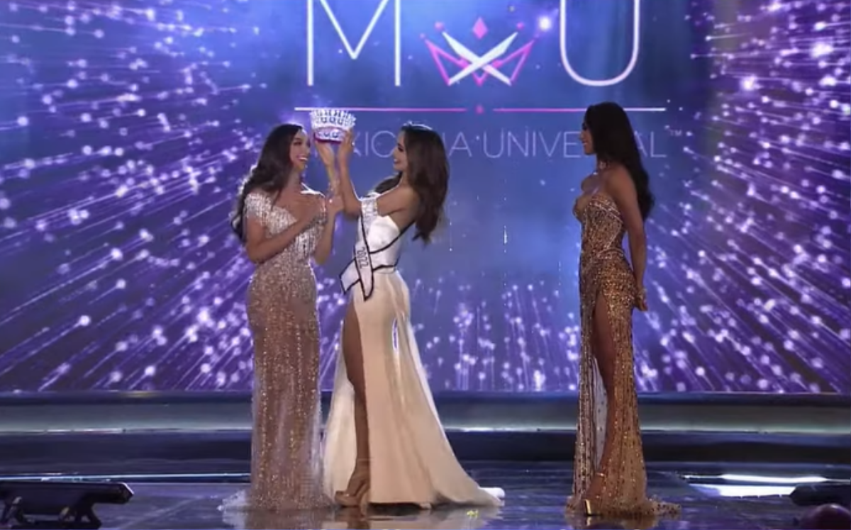 Hoa hậu Mexico trao nhầm vương miện: Fan được dịp nhắc lại sự cố đình đám Miss Universe 2015 Ảnh 7