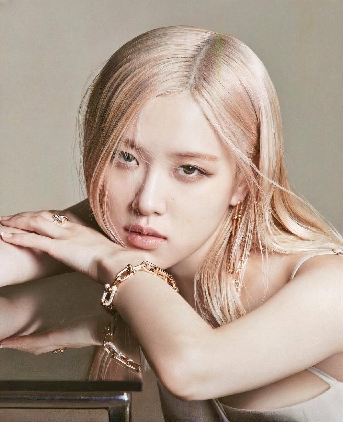 Rosé (BlackPink) chia sẻ những điều đang xâm chiếm tâm trí nhất, một chi tiết khiến fan rần rần Ảnh 1